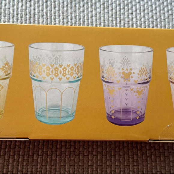 Disney - Colorful Patterned Set - Picture 1 of 4